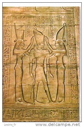 CP - PTOLOMY KING BETWEEN TWO GODDESSES - 803 - ROI PTOLOME ENTRE DEUX DEESSES - EGYPTE - Antiquité