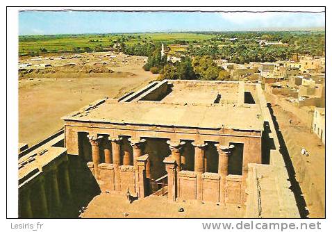 CP - THE TEMPLE SEEN FROM THE PYLON - 802 - LE TEMPLE VU DU PYLON - EGYPTE - Antiquité