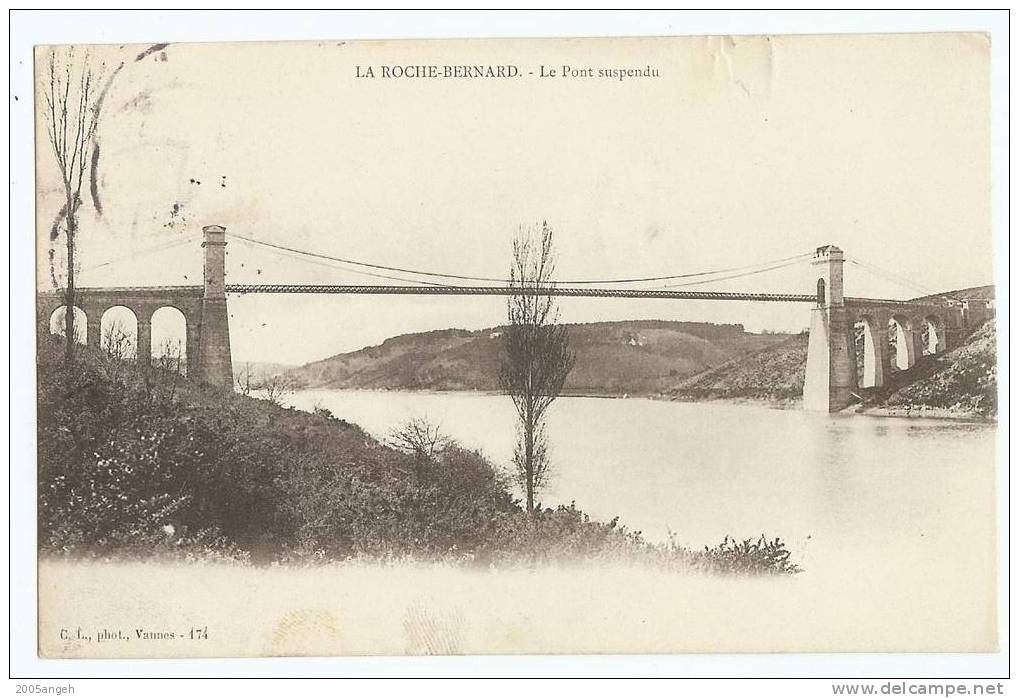 56 Dép.- La Roche-Bernard.- Le Pont Suspendu. - La Roche-Bernard