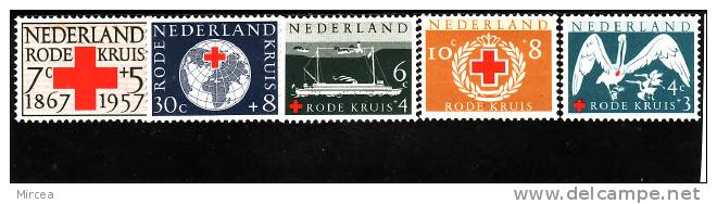 Pays-Bas Yv.no.673/7 Neufs** - Unused Stamps