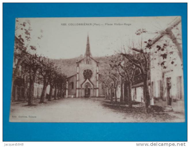 83) Collobrières - N° 1022 - Place Victor-hugo - Année 1935 - EDIT  Guillon - Collobrieres