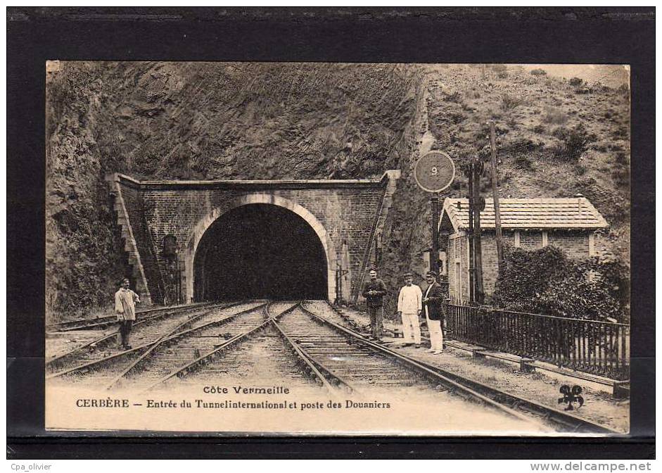 66 CERBERE Tunnel International, Entrée, Animée, Poste De Douane, Douaniers, Ed MTIL, Cote Vermeille, 1923 - Cerbere