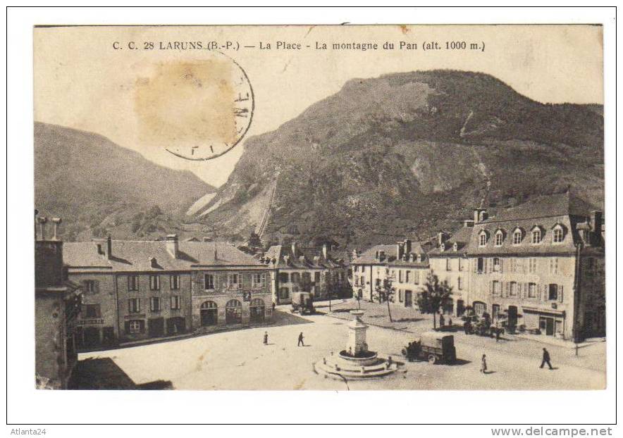 LARUNS - LA PLACE - LA MONTAGNE DU PAN          (D64) - Laruns