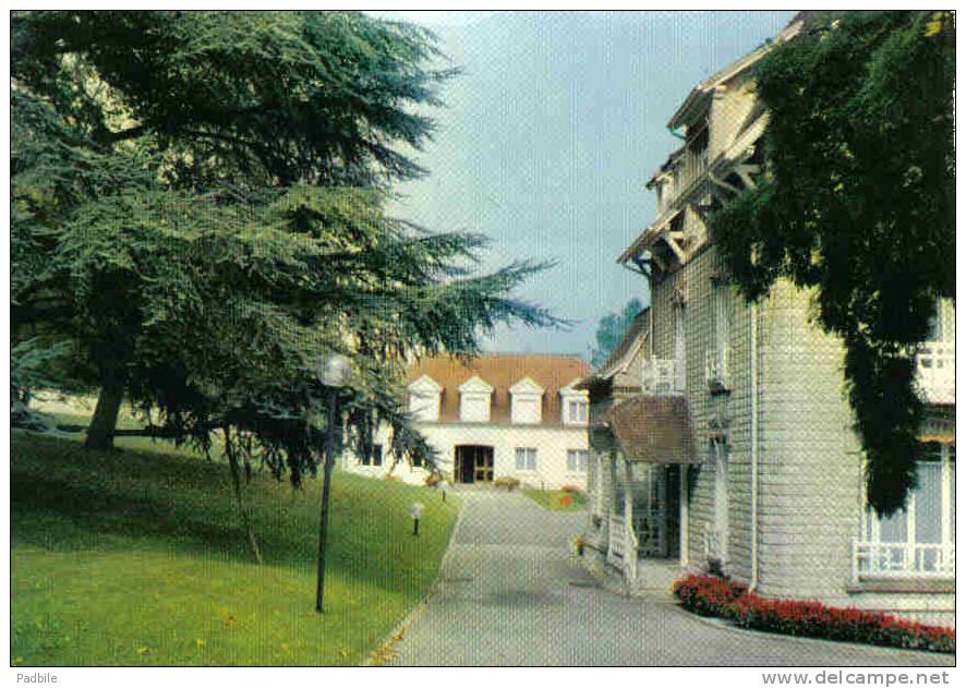 Carte Postale 77. Samois-sur-Seine  Les Nouvelles écoles Trés  Beau Plan - Samois