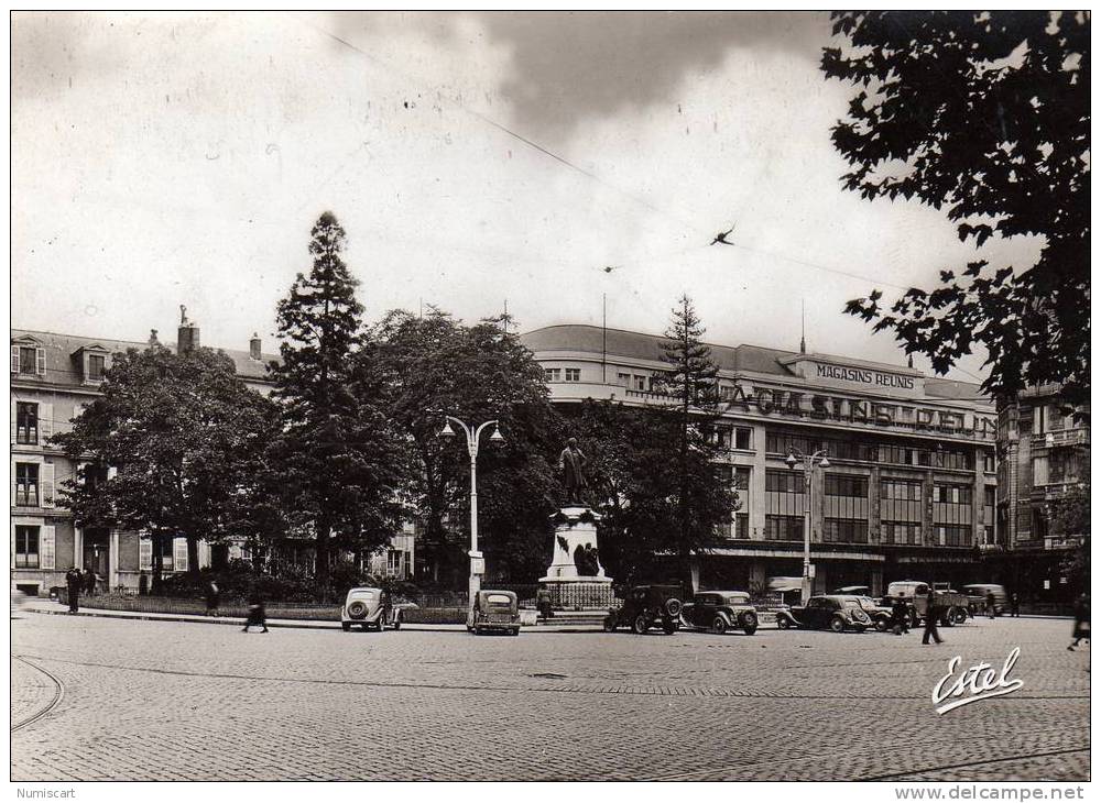 CPSM...DE...NANCY...PLACE THIERS...COMMERCE LES MAGASINS REUNIS...+ VOITURES - Nancy