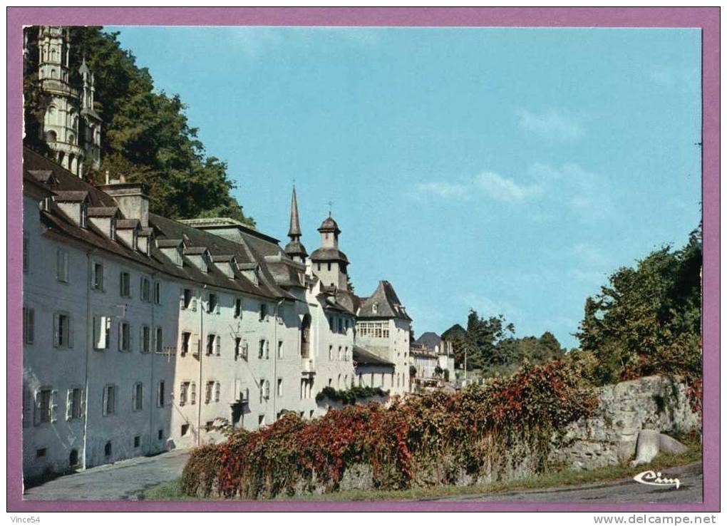 BETHARRAM -  LESTELLE-BETHARRAM : Les Sanctuaires Et Le Monastère. Non Circulé. Scans Recto/verso - Lestelle-Bétharram