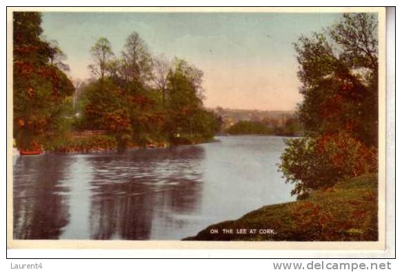 Old - Vintage Ireland Postcard - Carte Postale Ancienne D´Irlande - On The Lee River At Cork - Cork