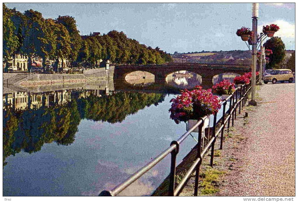 CPM ChateaulinL'aulne Et Le Pont - Châteaulin