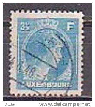 Luxemburg  366 , O  (H 75)* - 1944 Charlotte Right-hand Side