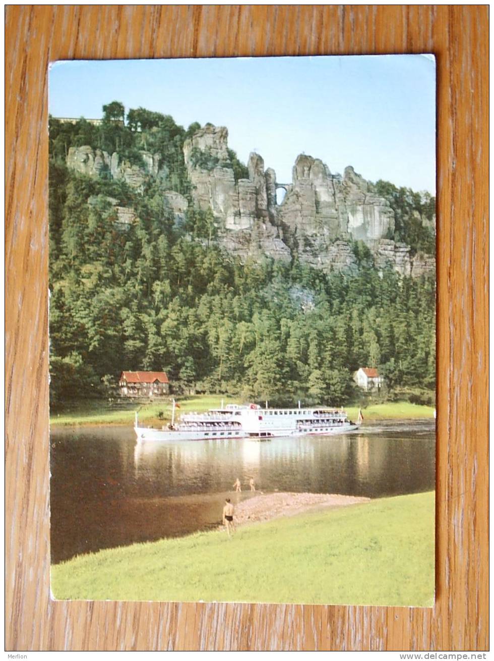 Sächs. Schweiz - Bastei Mit Luxusmotorschiff   1970´s   VF   D19545 - Bastei (sächs. Schweiz)