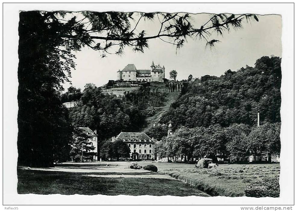 URIAGE LES BAINS - Le Parc Et Le Château - Uriage