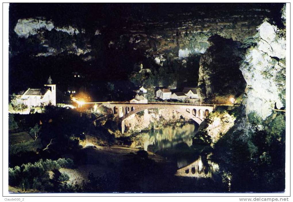 SAINT CHELY . LE PONT LA NUIT    (412) - Saint Chely D'Apcher