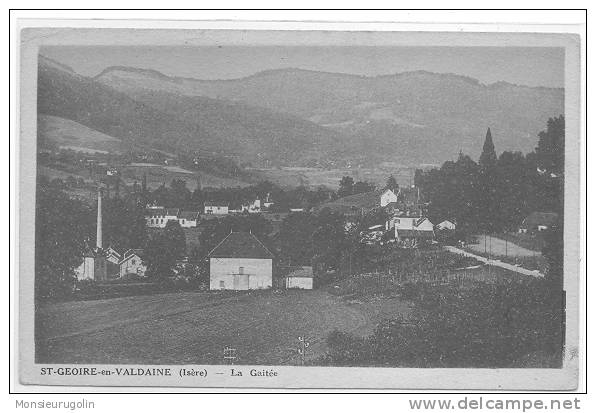 38 )FL) SAINT GEOIRE EN VALDAINE, La Gaitée, Colorisée Combier édit, - Saint-Geoire-en-Valdaine