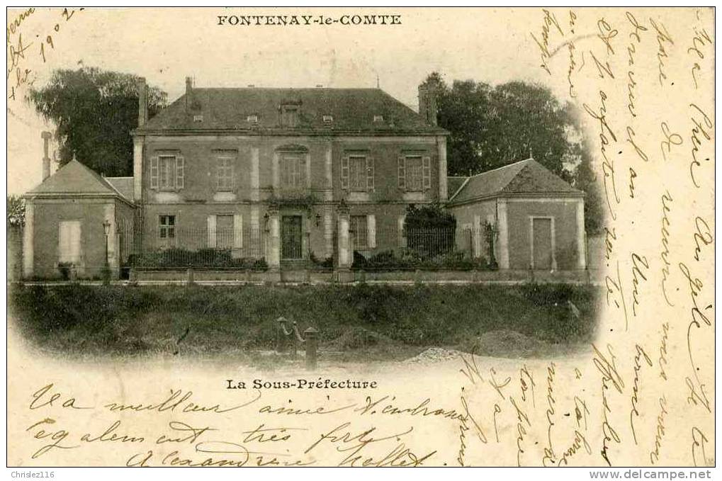 85 FONTENAY LE COMTE La Sous Préfecture  Beau Plan  Précurseur  1902 - Fontenay Le Comte