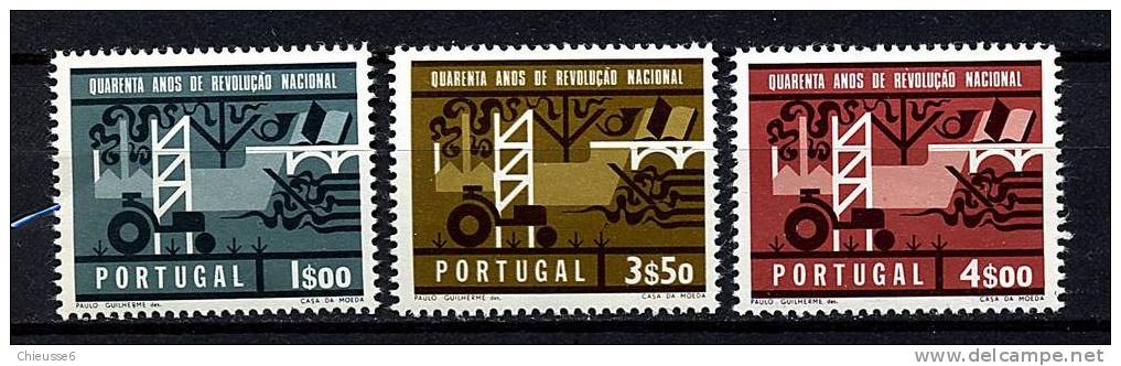 Portugal  ** N° 984 à 986 - 40e Ann. De La Révolution Nationale - Neufs