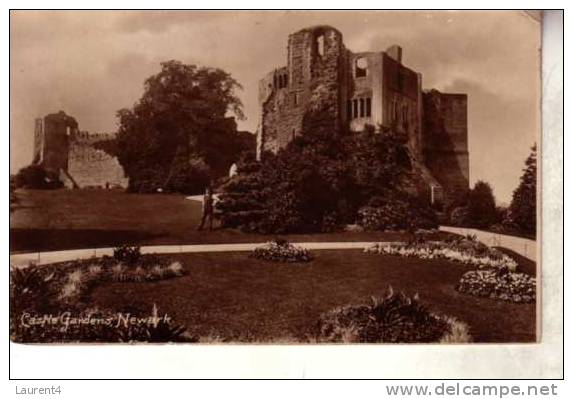 Old - Vintage England Postcard - Carte Ancienne De Grande Bretagne - Newark Castle - Other & Unclassified