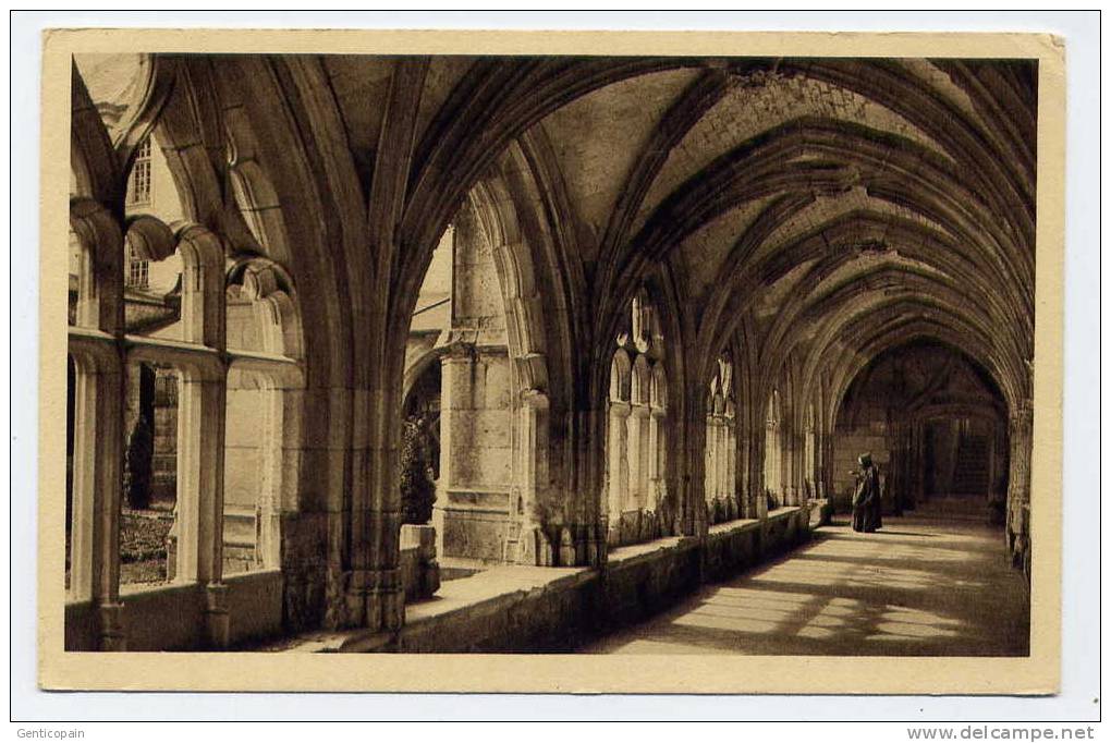 I4 - Abbaye De SAINT-WANDRILLE - Le Cloître - Saint-Wandrille-Rançon