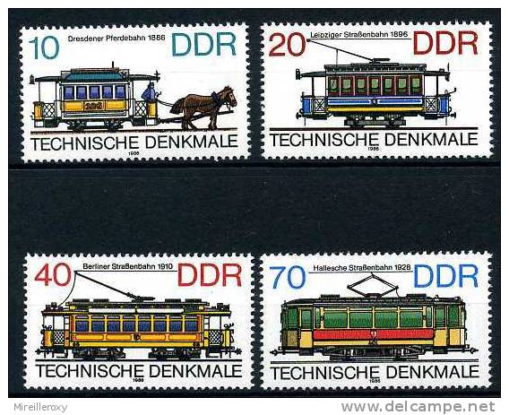 TRAMWAYS / TRACTION ANIMAL / TRACTION ELECTRIQUE / TIMBRE ALLEMAGNE / D.D.R. - Tramways