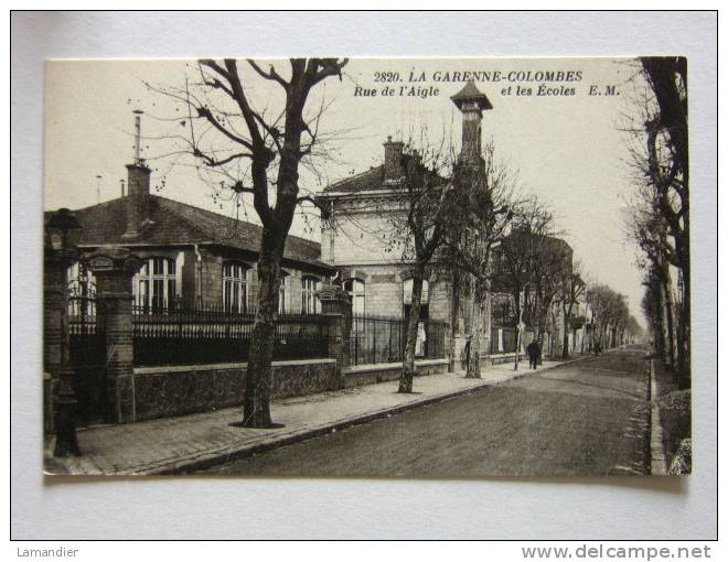 CPA - 92 - La GARENNE-COLOMBES - Rue De L'Aigle - Ecoles - La Garenne Colombes