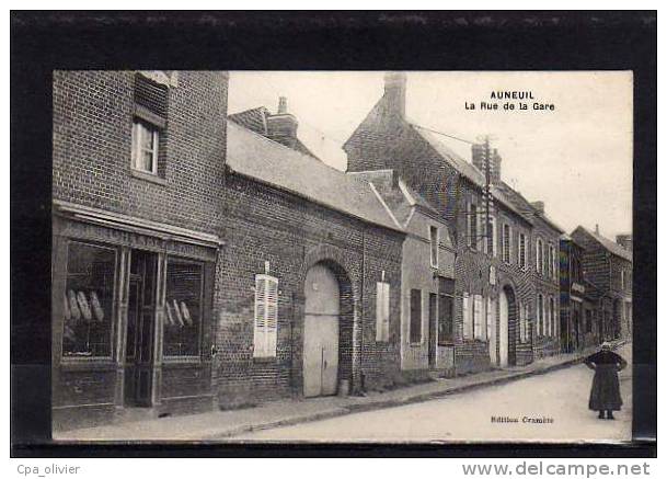 60 AUNEUIL Rue De La Gare, Animée, Boulangerie Chambert, Ed Cramète, 191? - Auneuil