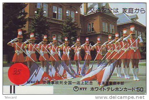 Télécarte MAJORETTES (35) Musique Militaire Fanfare  Military Music Japon Phonecard Barcode * 110-011 - Musique