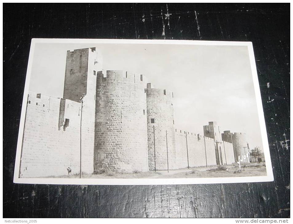 AIGUES-MORTES - LES REMPARTS (côté Est) - 30 GARD - CARTE POSTALE DE FRANCE - Aigues-Mortes