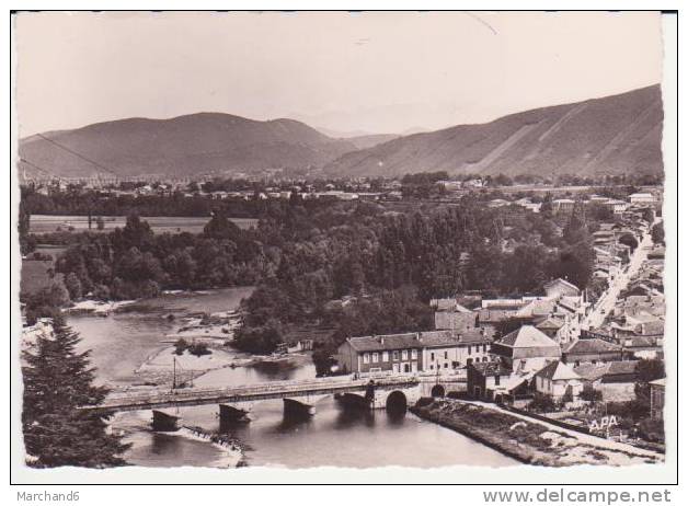 HAUTE GARONNE . MONTREJAU . VUE SUR LA GARONNE  ET AVENUE DE POLIGNAN  ...MODERNE - Montréjeau