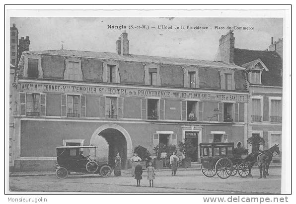 77 )FL) NANGIS, Hotel De La Providence, Place Du Commerce, ANIMEE - Nangis