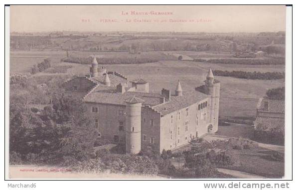 HAUTE GARONNE . PIBRAC . LE CHATEAU VUE DU CLOCHER DE L EGLISE - Pibrac