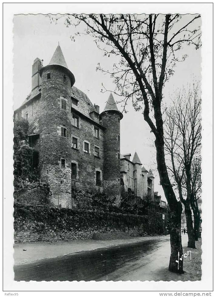 UZERCHE - Château Pontier - Uzerche