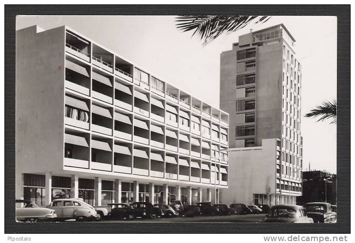 ANGOLA (Portugal Province De L´Afrique Occidentale) - Aspect De L'Avenue Paulo Dias De Novais - Angola