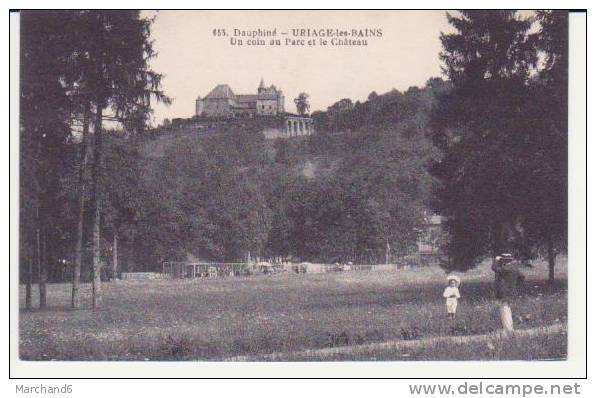 ISERE . URIAGE LES BAINS . UN COIN DU PARC ET LE CHATEAU - Uriage