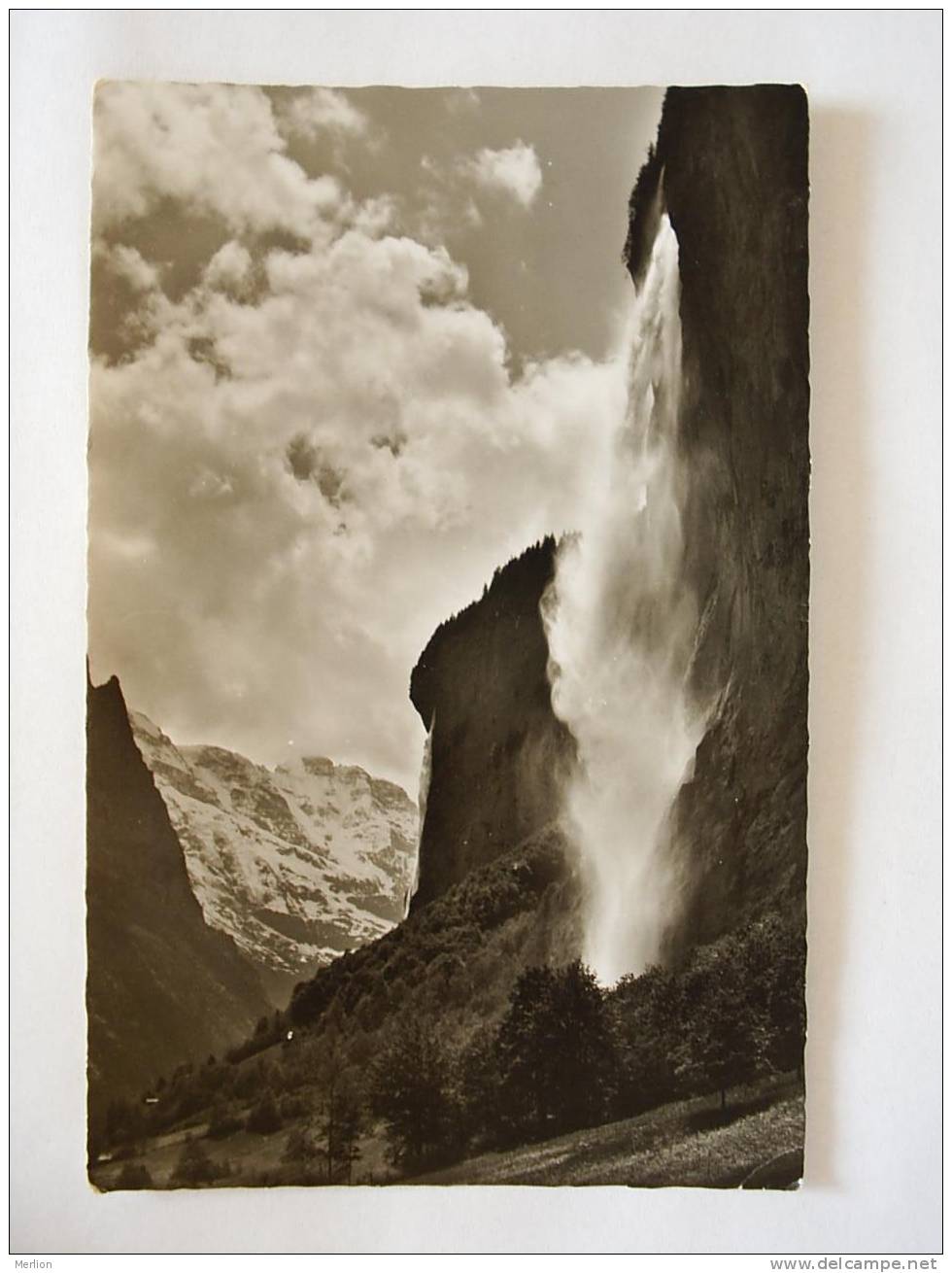 Lauterbrunnen -Staubbachfall  Suisse    1950´s  VF  D21441 - Lauterbrunnen