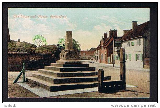 Early Postcard The Cross & Stocks & Houses Bottesford Leicester Leicestershire  - Ref B107 - Otros & Sin Clasificación