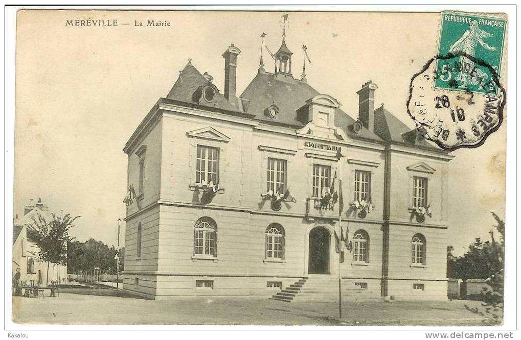 MEREVILLE (91):la Mairie - Mereville