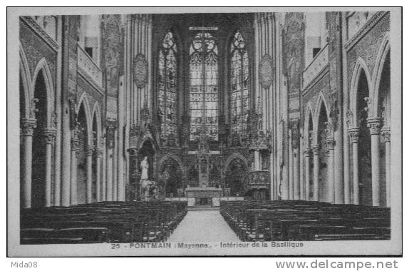 53. PONTMAIN . INTERIEUR DE LA BASILIQUE. Carte Sepia. - Pontmain