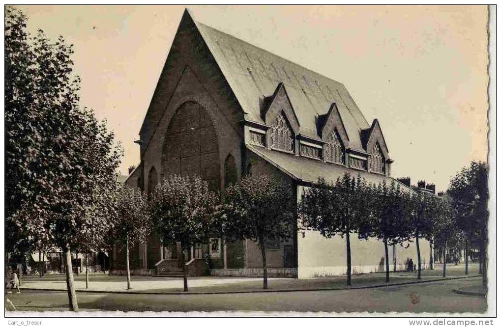 CPSM 92 SURESNES LA CITE JARDIN L'EGLISE - Suresnes