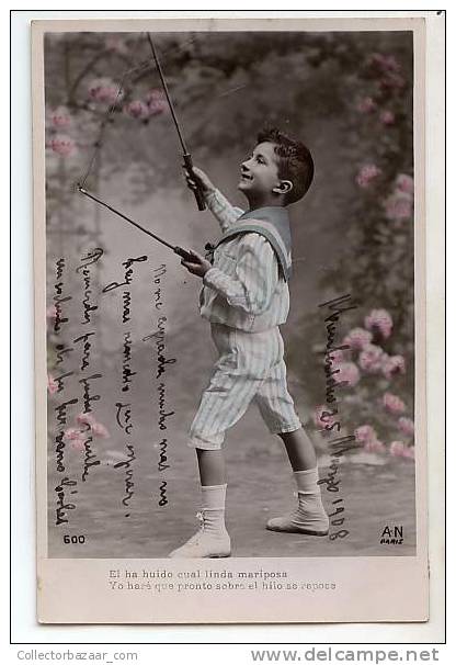 VINTAGE POSTCARD Boy Playing - Otros & Sin Clasificación