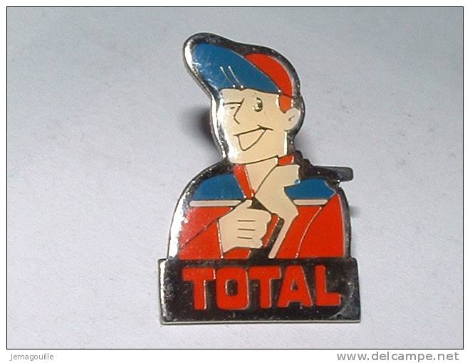 PIN´S - TOTAL - Pompiste - Carburants