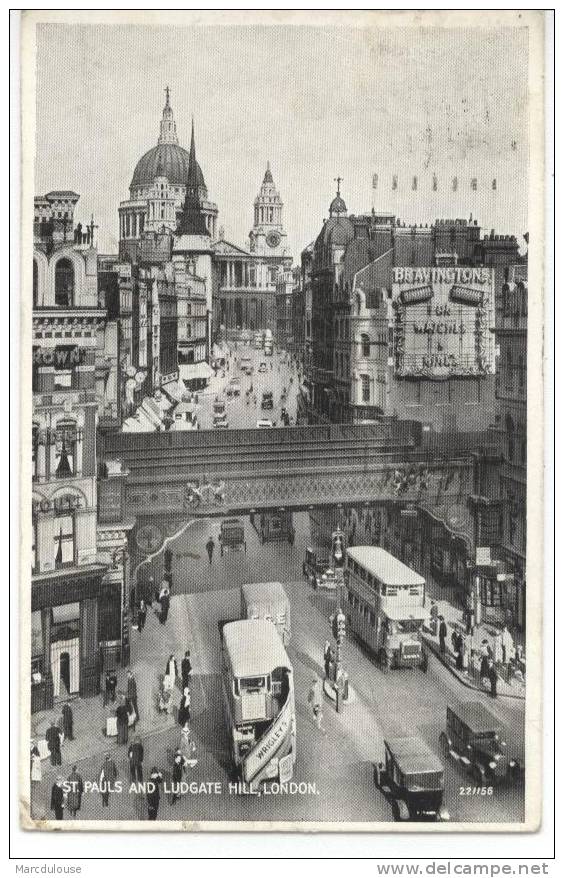 London. St. Pauls And Ludgate Hill. One Of The World´s Busiest Thoroughfares, Is Dominated By The Stately Cathedral. - St. Paul's Cathedral