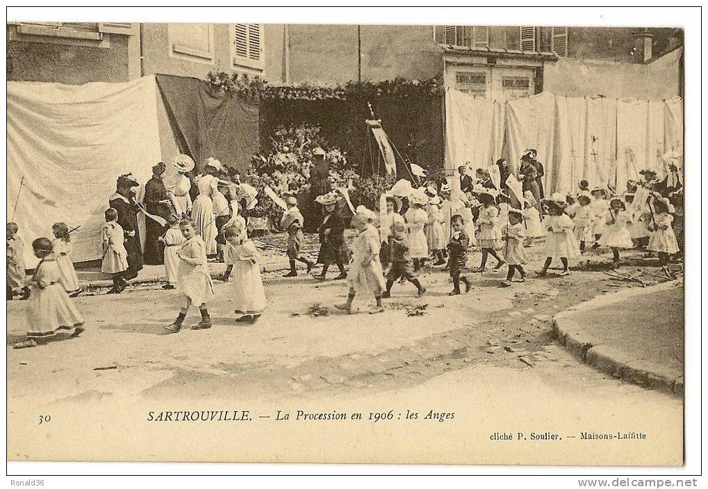 CP 78  SARTROUVILLE  La Procession En 1906 Les Anges (enfants, Chapeaux) - Sartrouville