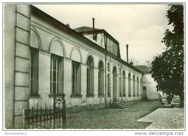 94. Cpsm. ORMESSON-SUR-MARNE. Entrée Principale Du Sanatorium - Ormesson Sur Marne