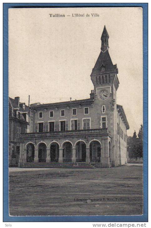 TULLINS - L'Hôtel De Ville - Tullins