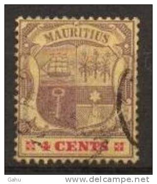 Maurice 101 (1900) "armoiries" ; Cote  : 0.80 E. - Mauritius (1968-...)