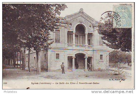 NEUVILLE  LA SALLE DES FETES 1906 - Neuville Sur Saone