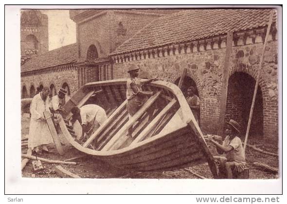 LOT-KO , CONGO , Construction D'une Barque A Mpala - Autres & Non Classés