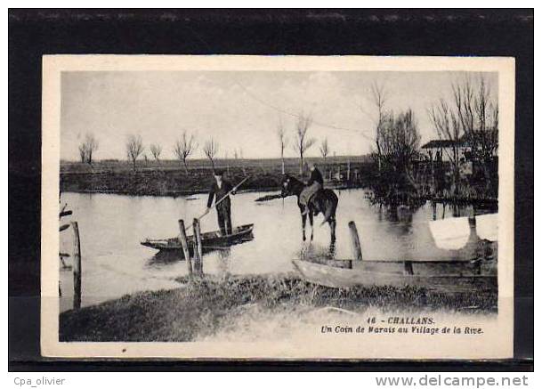 85 CHALLANS Marais, Village De La Rive, Animée, Barque, Passeur, Ed Artaud 16, 192? - Challans