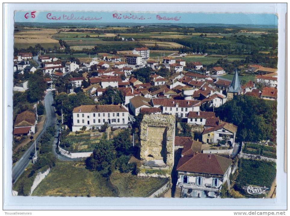 CASTELNAU-RIVIERE-BASSE - VUE GENERALE AERIENNE Et MURAILLE Du DONJON - Castelnau Riviere Basse