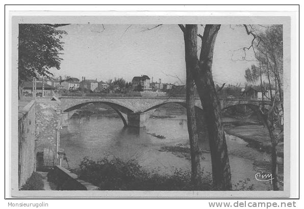 81 ) LABRUGUIERE, Pont Sur Le Thoré,, CIM Coll J Salvan - Labruguière