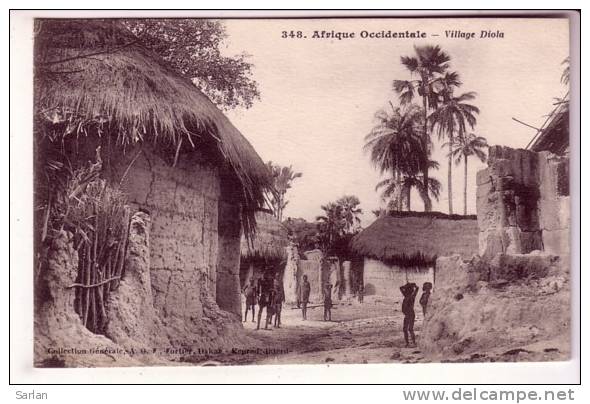 LOT-KO , AFRIQUE DIVERS , FORTIER N° 348 , Village Diola - Non Classés